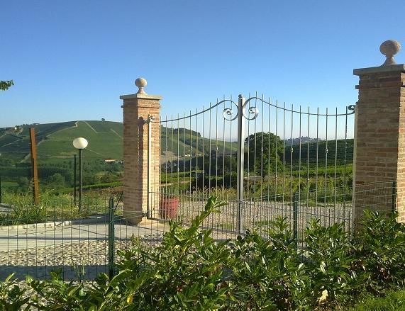 La Terrazza Del Barbaresco Bed & Breakfast Neviglie Ngoại thất bức ảnh