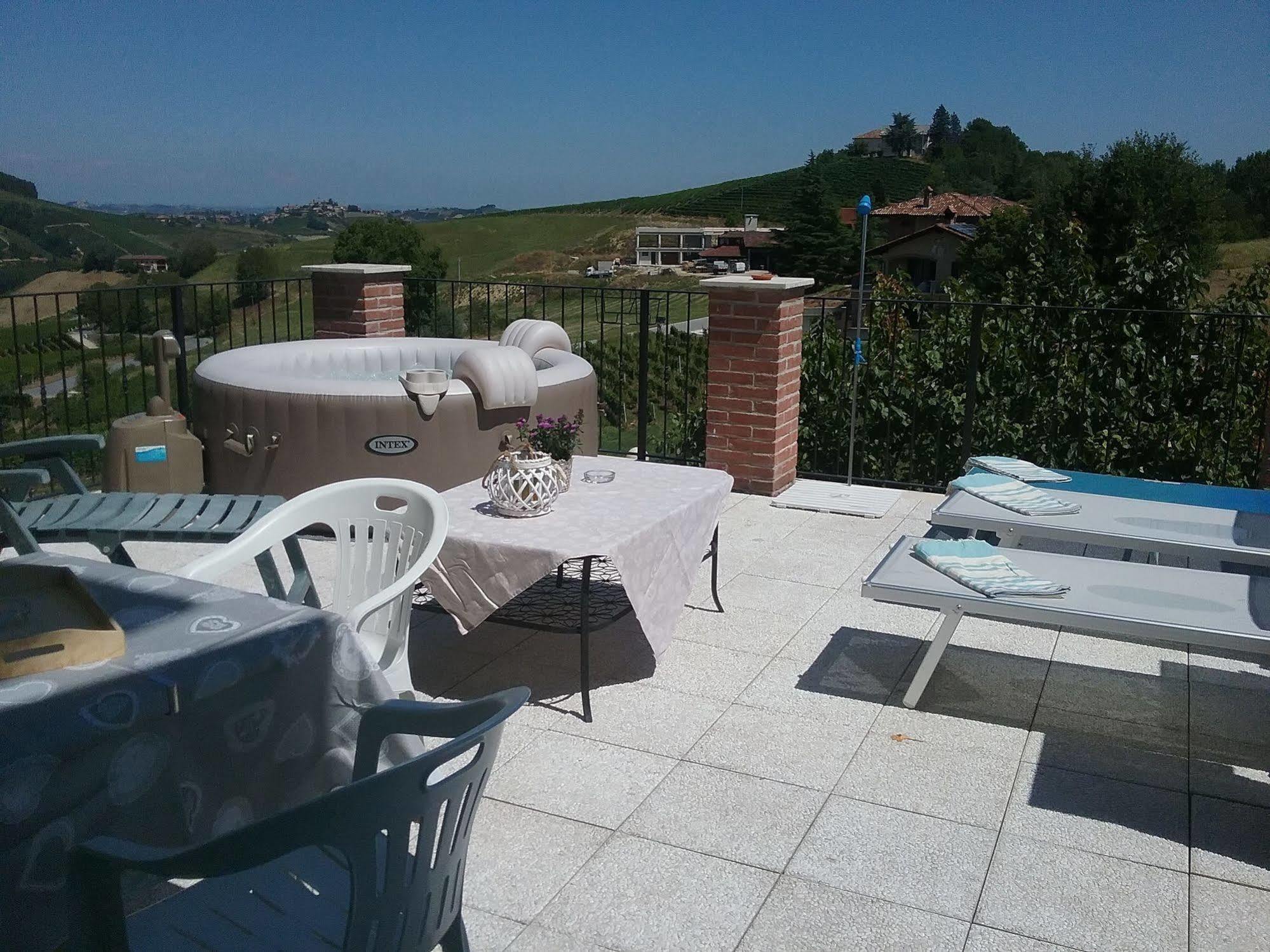 La Terrazza Del Barbaresco Bed & Breakfast Neviglie Ngoại thất bức ảnh